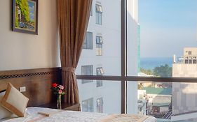 Holiday Central Nha Trang